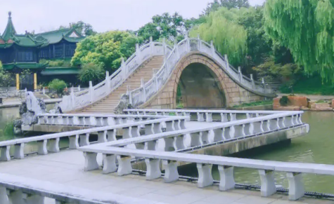 16君上2.jpg 16君上2.jpg